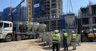 GianGiaoPMN giao phễu cấp liệu tại công trình